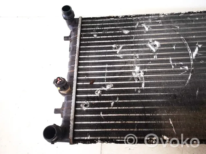 Volkswagen Polo IV 9N3 Coolant radiator 6q0121201ha