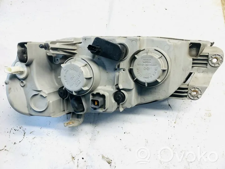 KIA Carnival Headlight/headlamp 