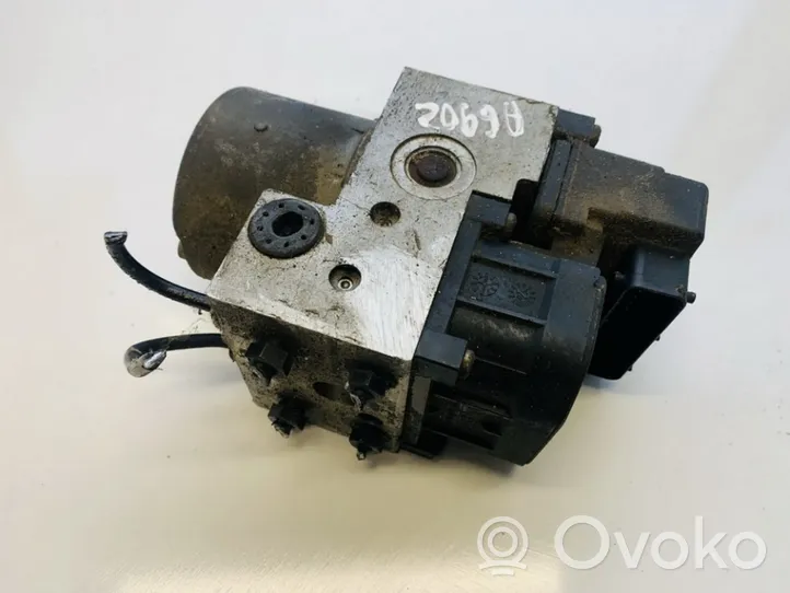 Audi A4 S4 B5 8D ABS-pumppu 8e0614111