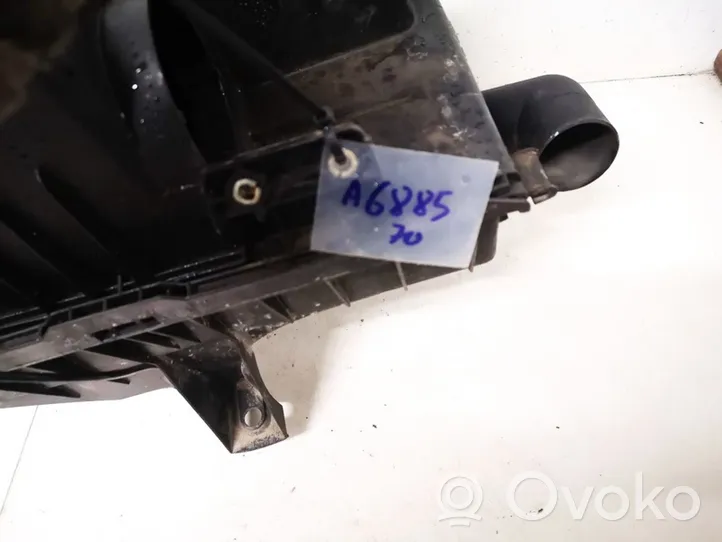Volvo S80 Oro filtro dėžė 