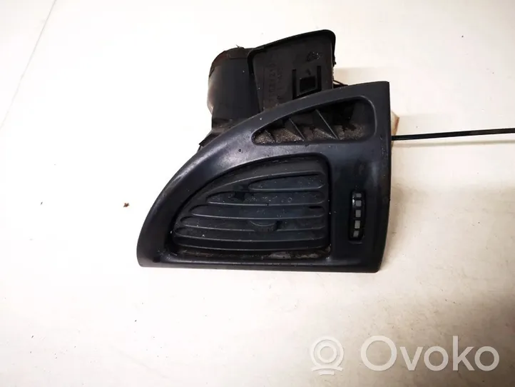 Citroen C5 Griglia di ventilazione centrale cruscotto 963261667a