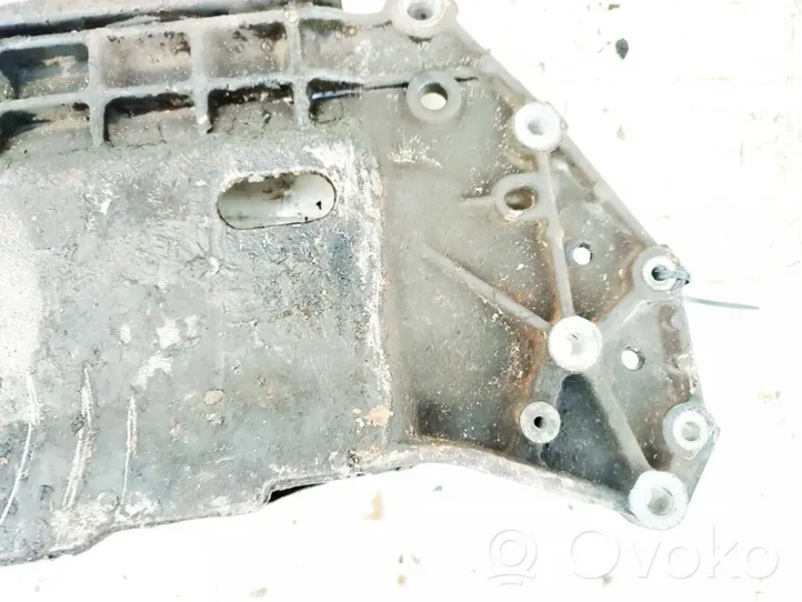 Skoda Octavia Mk2 (1Z) Sottotelaio anteriore 