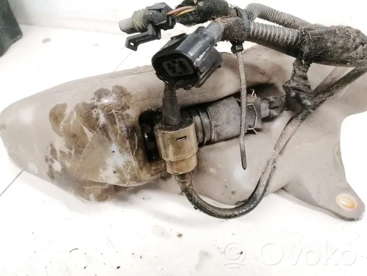 Opel Zafira A Windscreen/windshield washer pump 