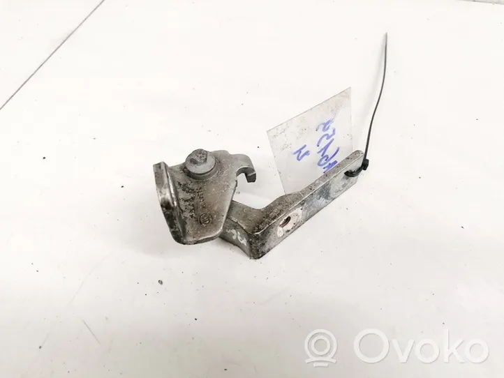 Ford Galaxy Front door upper hinge A046576
