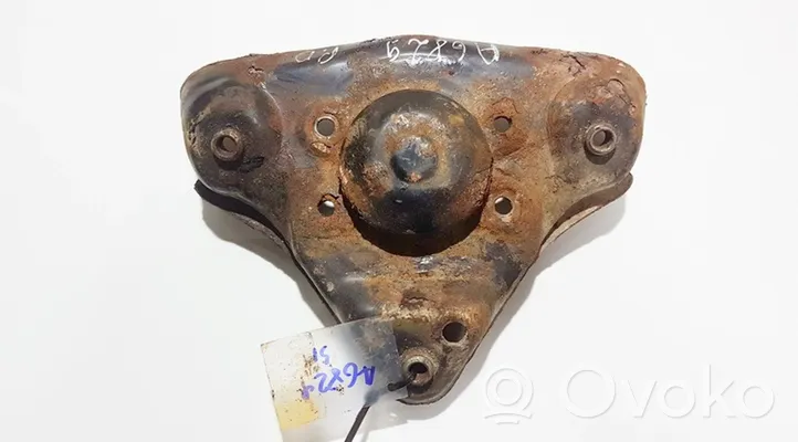 Audi A4 S4 B5 8D Supporto di montaggio della molla elicoidale 