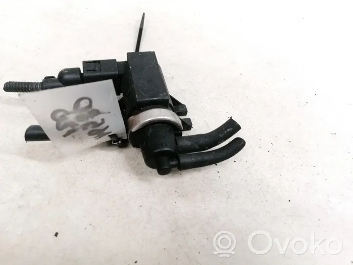 Seat Alhambra (Mk1) Solenoidinis vožtuvas 1J0906627