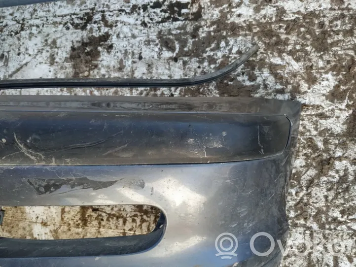 BMW 3 E46 Modanatura separatore del paraurti anteriore 