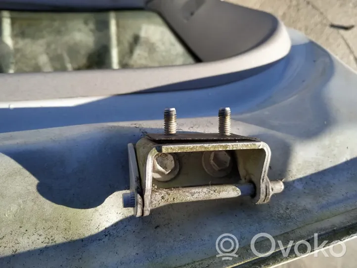 Ford Mondeo Mk III Tailgate/trunk/boot hinge 