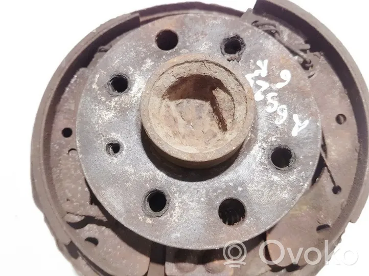 Opel Astra F Rear wheel hub 