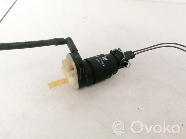 Opel Meriva A Windscreen/windshield washer pump 24439254