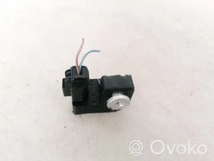 Renault Scenic II -  Grand scenic II Sensor impacto/accidente para activar Airbag 8200236286C