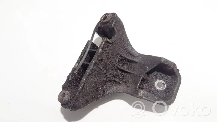 Audi 80 90 B3 Engine mounting bracket 