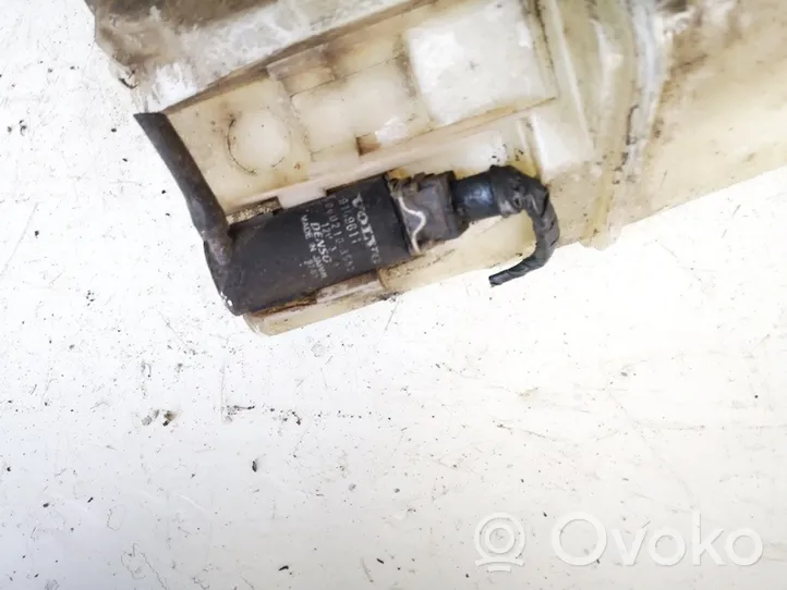 Volvo S60 Tuulilasi tuulilasinpesimen pumppu 9169611