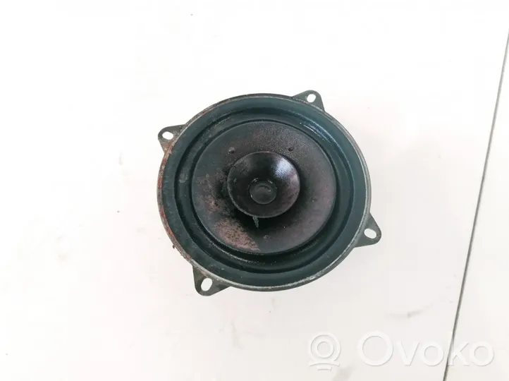 Volkswagen PASSAT B3 Altoparlante portiera anteriore 519090039