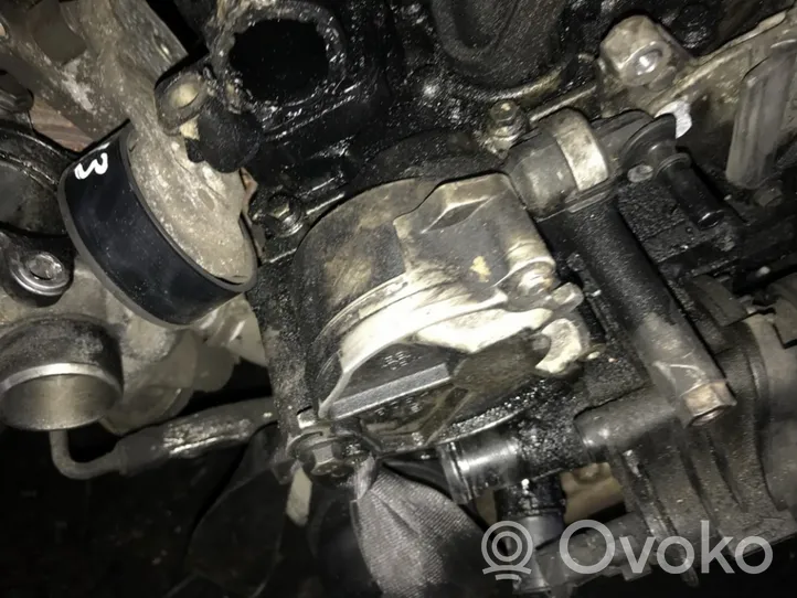 Mazda 3 I Pompe à vide 