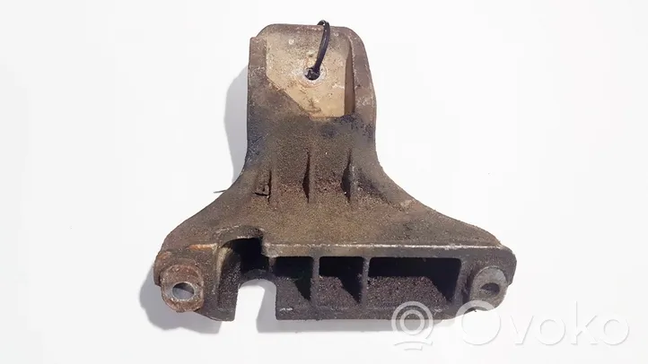 Audi 80 90 B3 Engine mounting bracket 