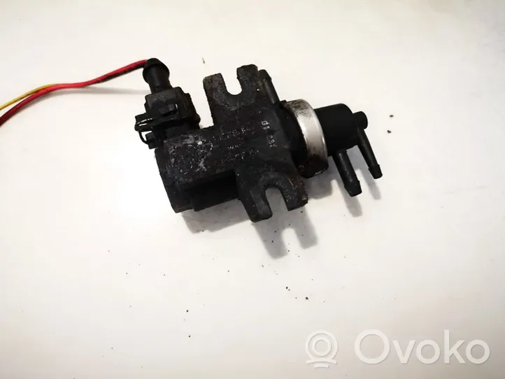 Volvo S40, V40 Turboahtimen magneettiventtiili 30618057