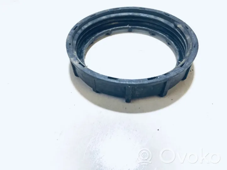 Audi 80 90 S2 B4 Anello/dado di bloccaggio della vite della pompa del carburante nel serbatoio 321201375a