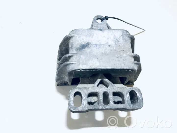 Volkswagen Bora Supporto di montaggio del motore 1j0199555ap