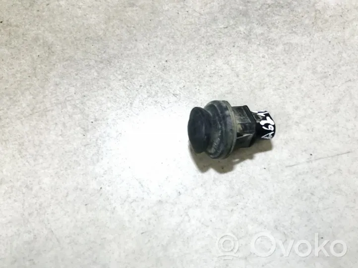 Volkswagen Vento Front door sensor 1h0947563a