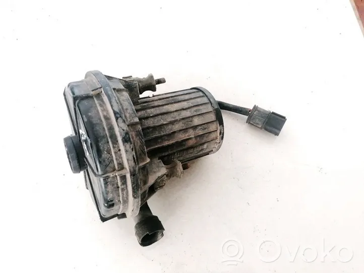 BMW 5 E60 E61 Secondary air pump 