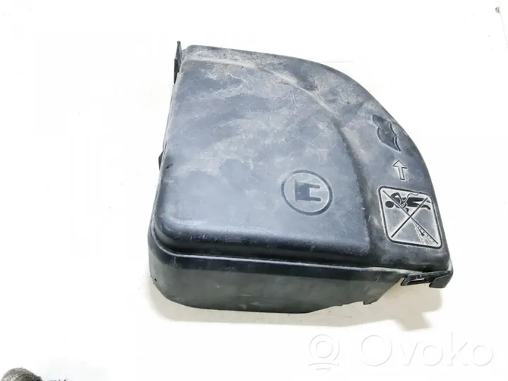 Citroen C4 I Boîte à fusibles 9653315180