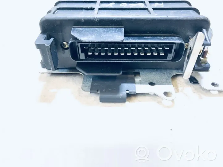 Audi 80 90 B3 Unidad de control/módulo del motor 0280800104