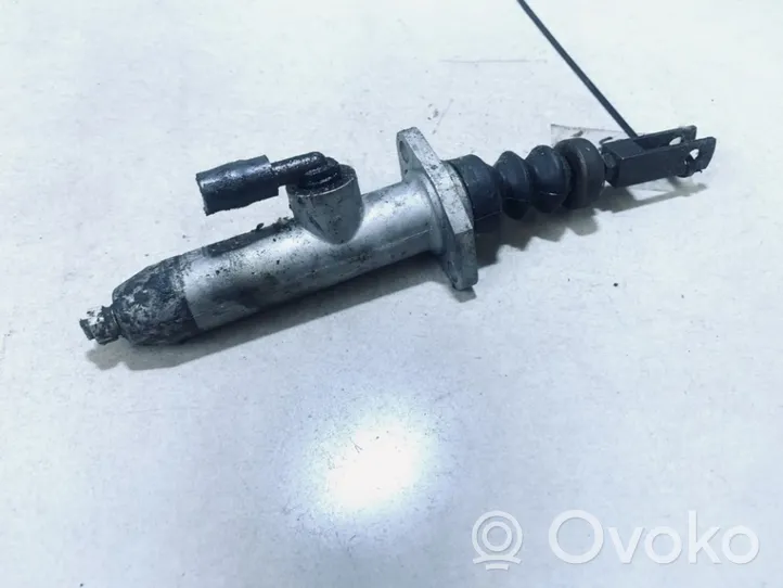 Audi 80 90 B3 Główny cylinder sprzęgła 893721401b