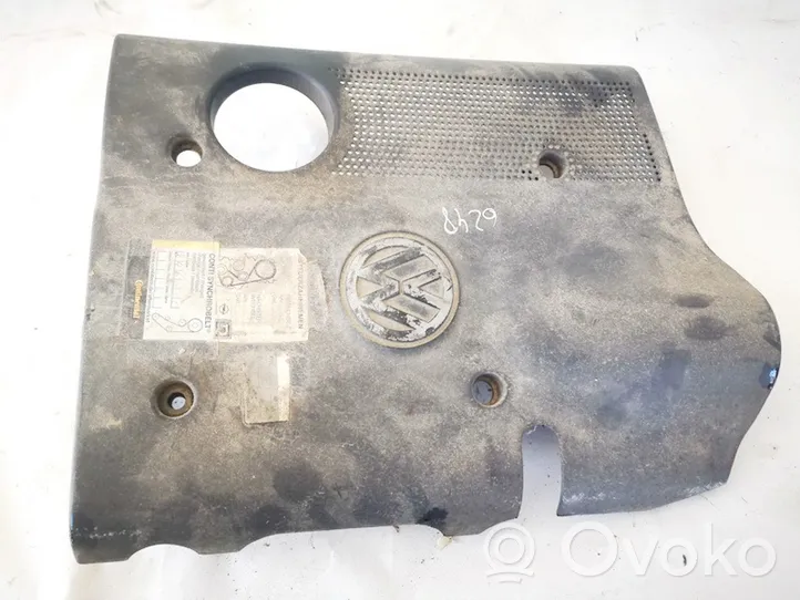 Volkswagen PASSAT B5 Engine cover (trim) 06b103935c