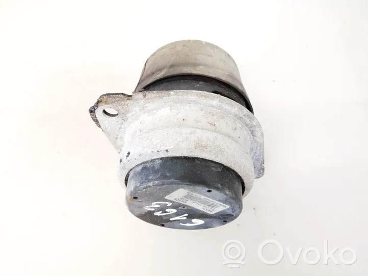 Audi Q7 4L Supporto di montaggio del motore 7l8199131a