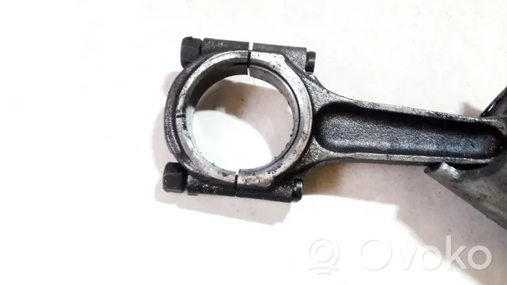 Citroen Xantia Piston avec bielle 