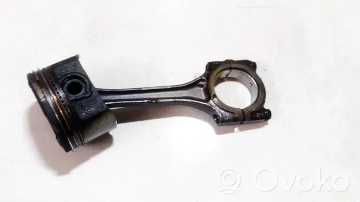 Toyota Corolla Verso AR10 Piston avec bielle 