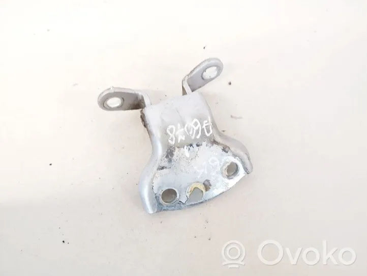 Chevrolet Nubira Rear door lower hinge 