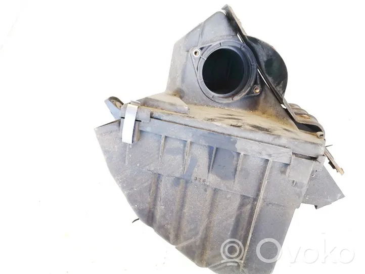 Audi A4 S4 B5 8D Oro filtro dėžė 3d0129607