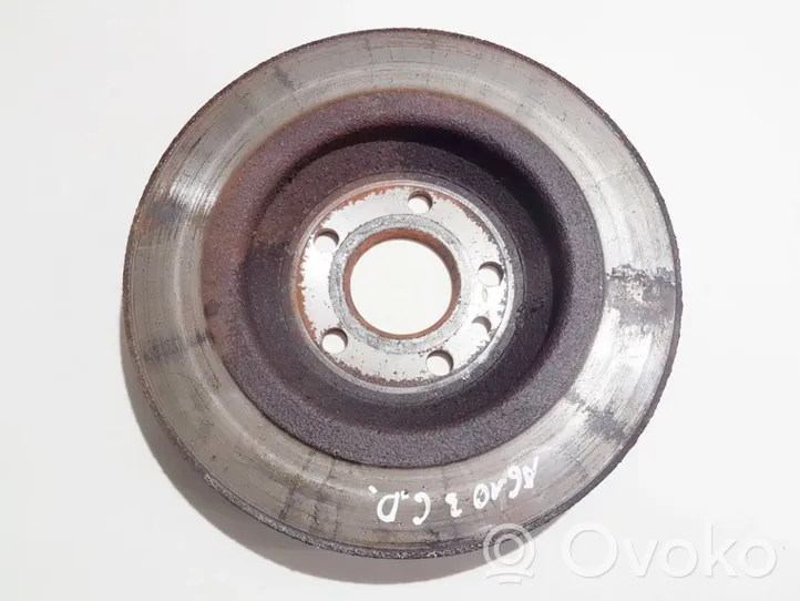 Volvo V70 Rear brake disc neventiliuojamas