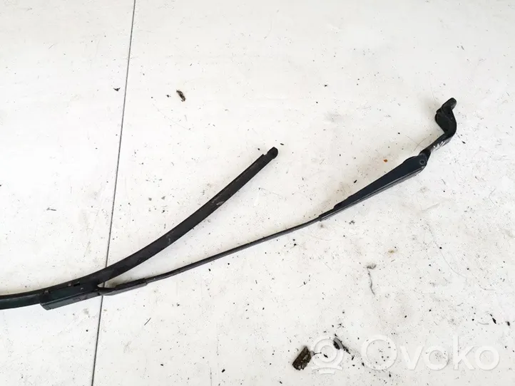 Ford S-MAX Front wiper blade arm 6m2117526ab