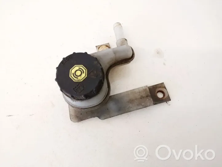 Mazda 2 Brake fluid reservoir 