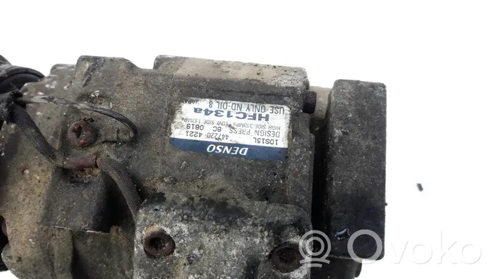 Toyota Avensis Verso Compressore aria condizionata (A/C) (pompa) 2473000700