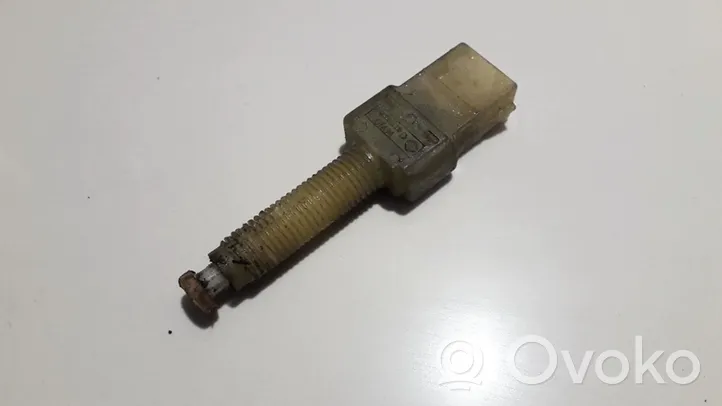 Audi 80 90 B3 Bremzes pedāļa sensors 443945515