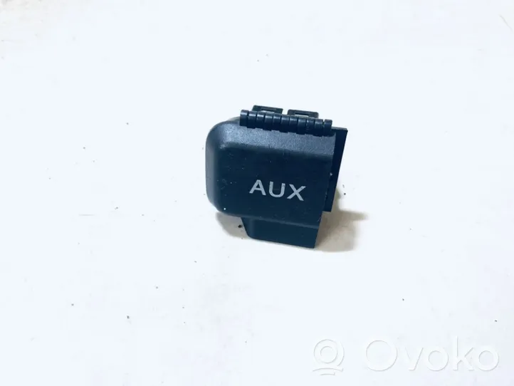 Honda Element Connettore plug in USB m22268