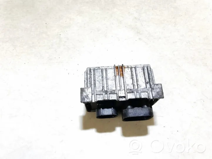 Opel Insignia A Glow plug pre-heat relay 55574293