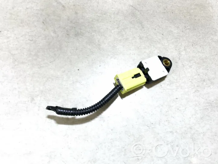 Toyota Auris 150 Sensor impacto/accidente para activar Airbag 8983102080