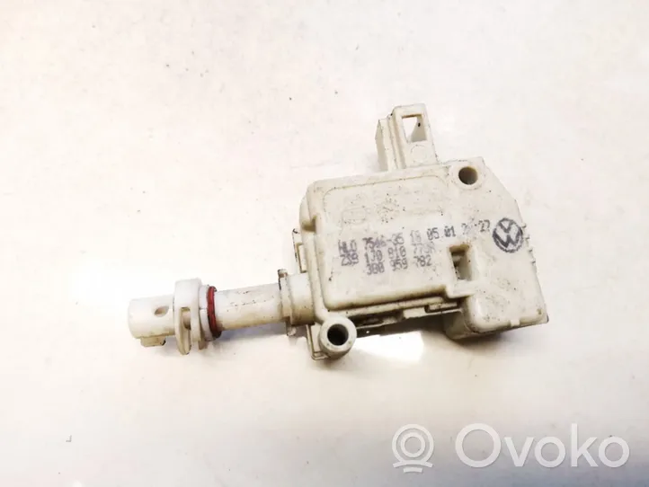 Volkswagen Bora Moteur verrouillage centralisé 3b0959782