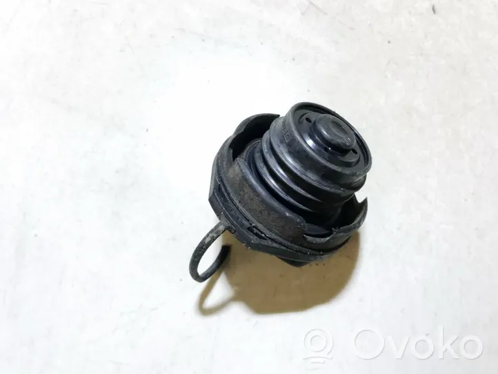 Audi A4 S4 B6 8E 8H Einfülldeckel für den Kraftstofftank 1j0201553c