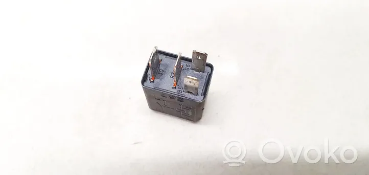 Opel Corsa D Other relay 24435922