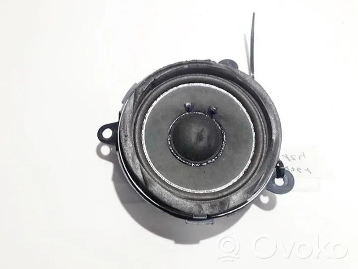 Nissan Primera Haut-parleur de porte avant 281382f700