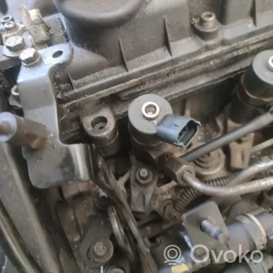 Peugeot 406 Injecteur de carburant 9637536080