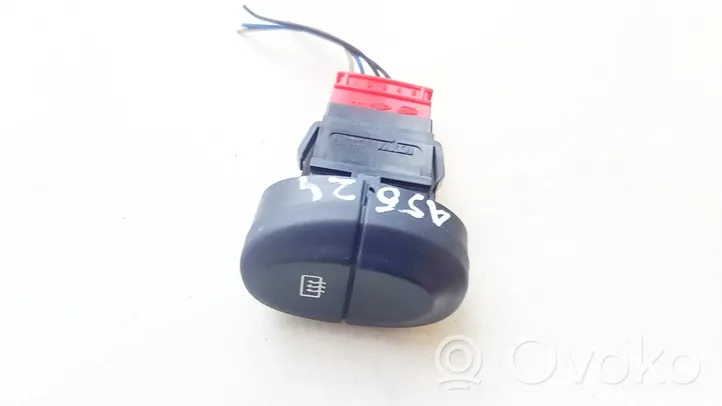 Renault Megane I Windscreen/window heater switch 