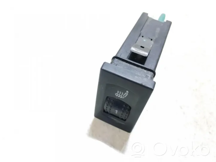 Volkswagen PASSAT B5 Seat heating switch 7m3963563