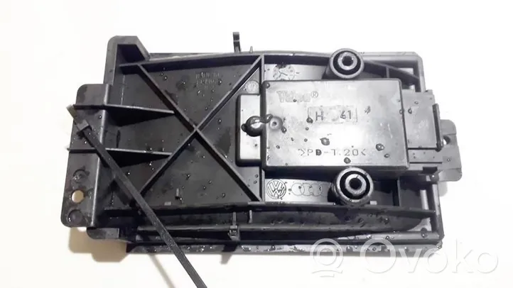 Volkswagen PASSAT B5 Heater blower motor/fan resistor 8d0959263